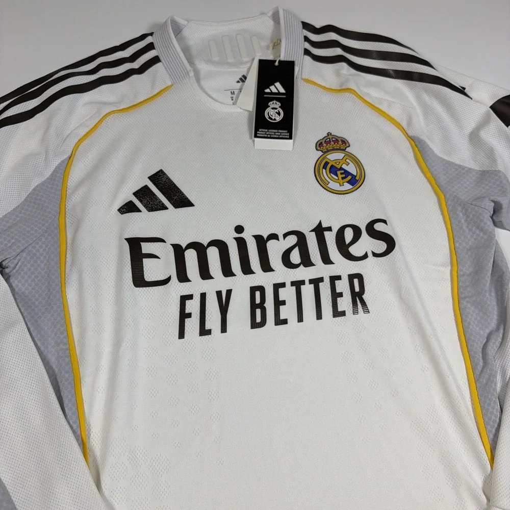Adidas Real Madrid 25/26 Long Sleeve Home Authentic Jersey Size M JN8866 $160